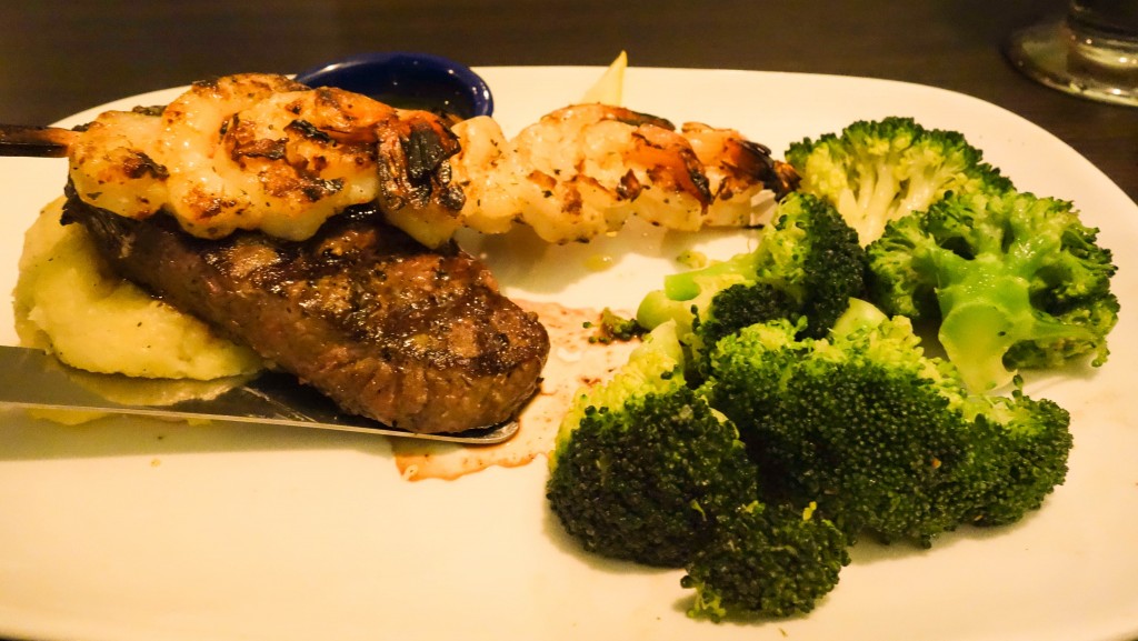 Grilled sirloin & shrimp
